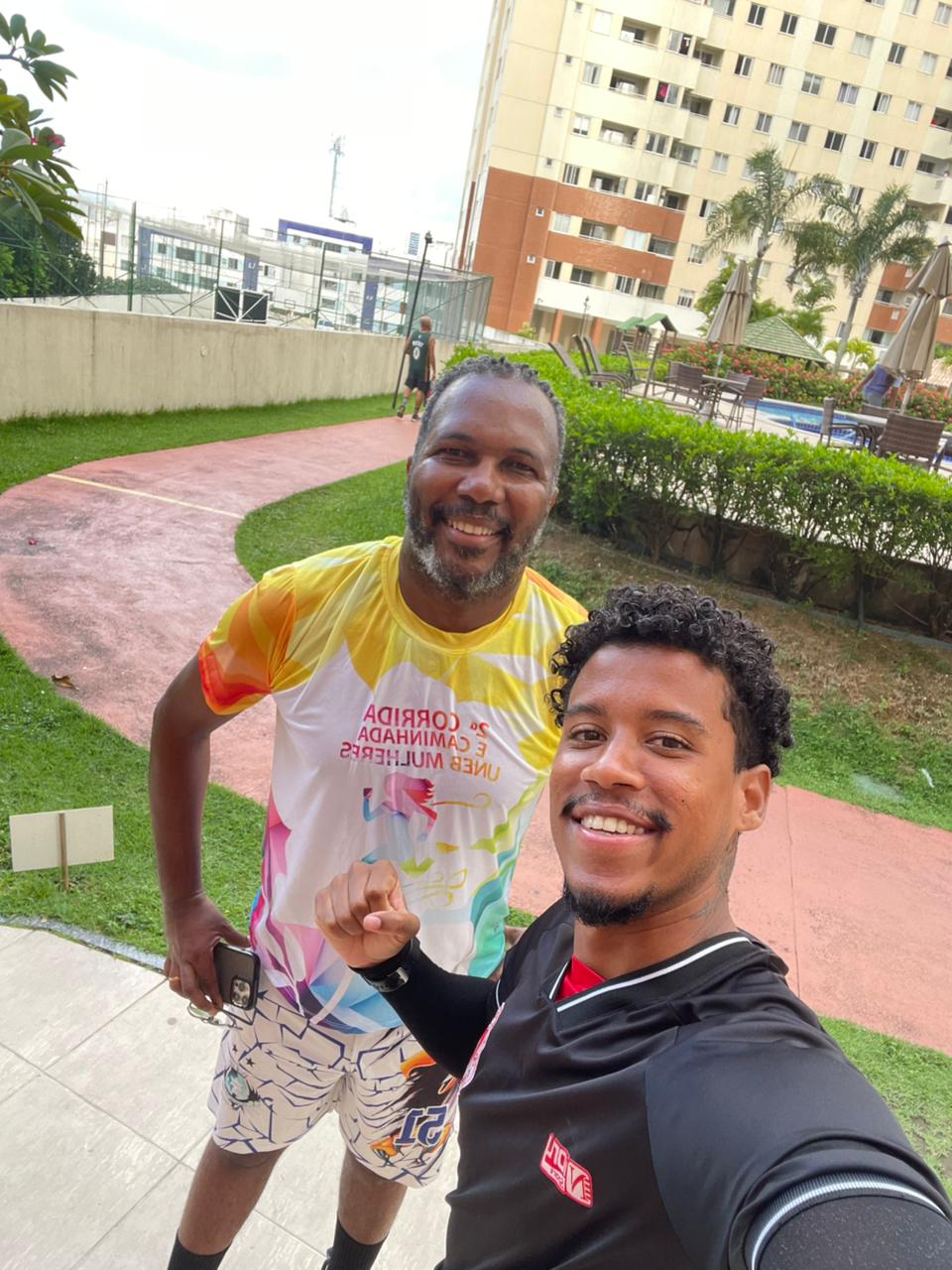 Felipe com aluno — FF Performance