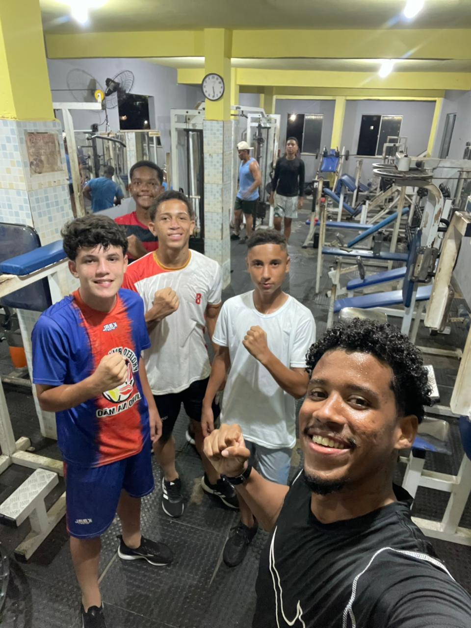 Felipe com aluno — FF Performance