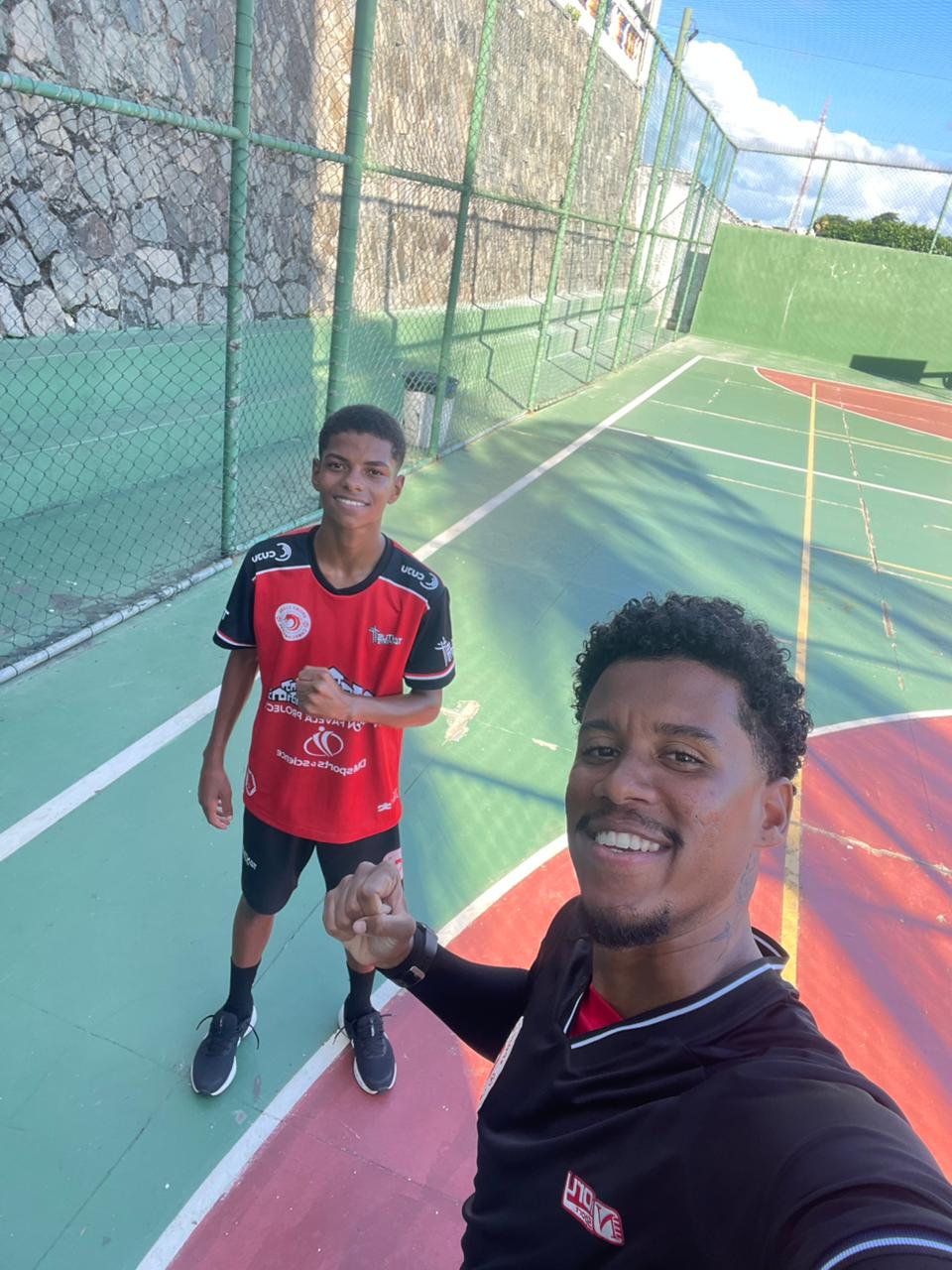 Felipe com aluno — FF Performance